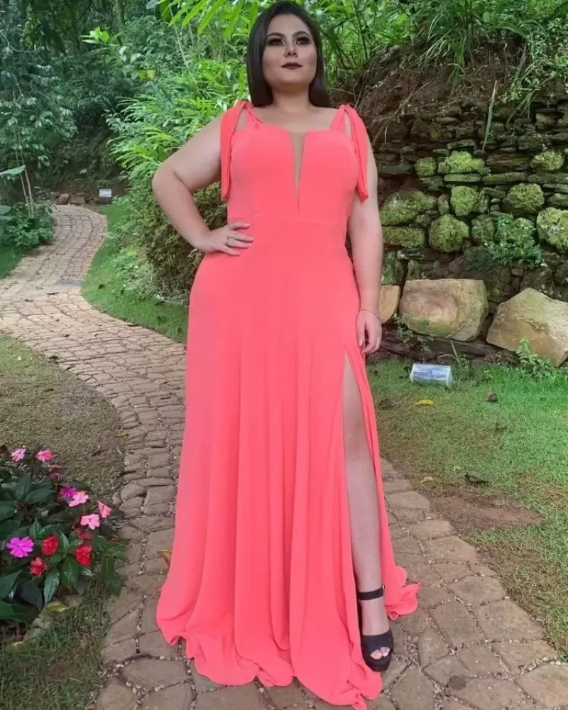 Vestido Madrinha de Casamento Coral com decote Ana Julia 