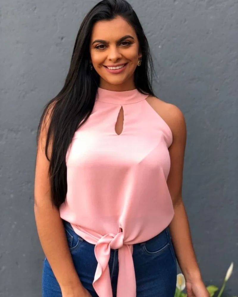 Blusa com Amarração na Cintura