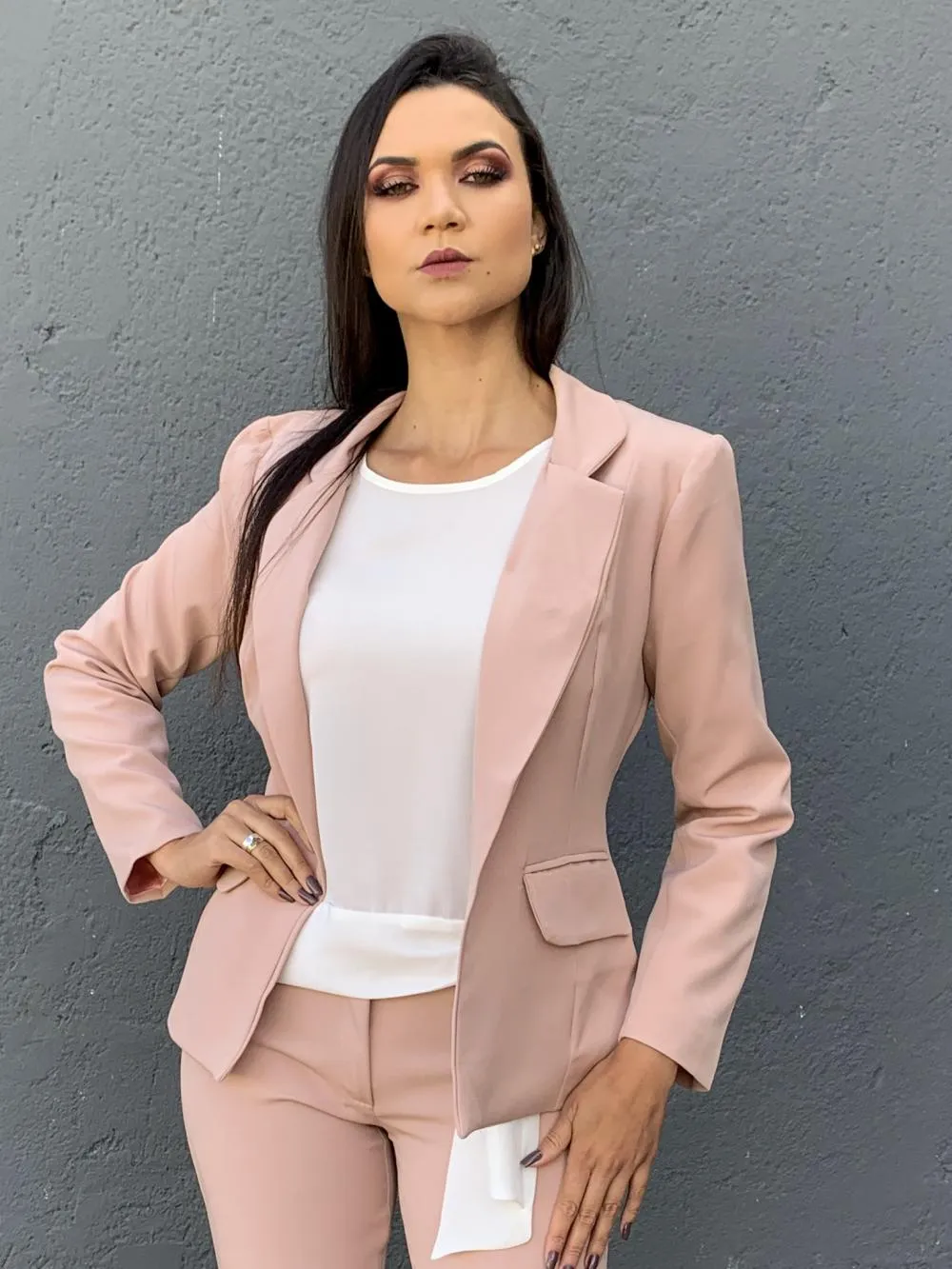 Terno Feminino com Blazer tradicional 