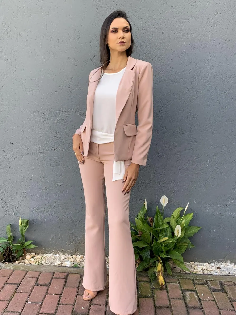Terno Feminino com Blazer tradicional 