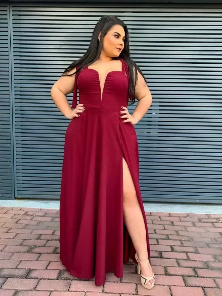 Vestido Madrinha de Casamento Marsala com decote Ana Julia 