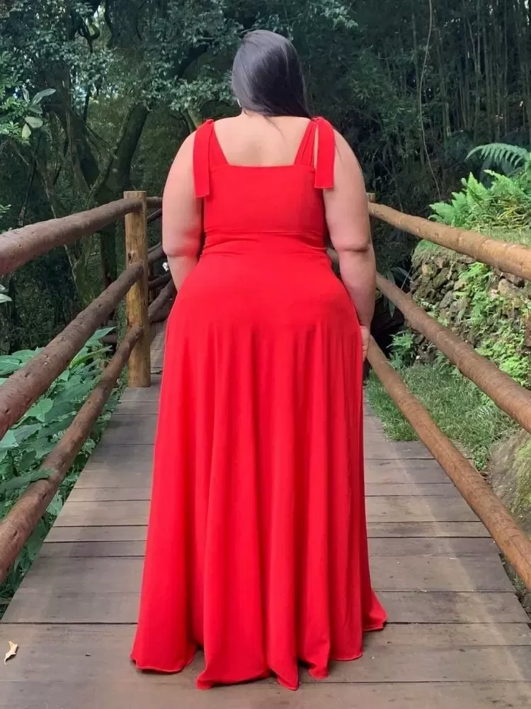Vestido Madrinha de Casamento Vermelho com decote Ana Julia 