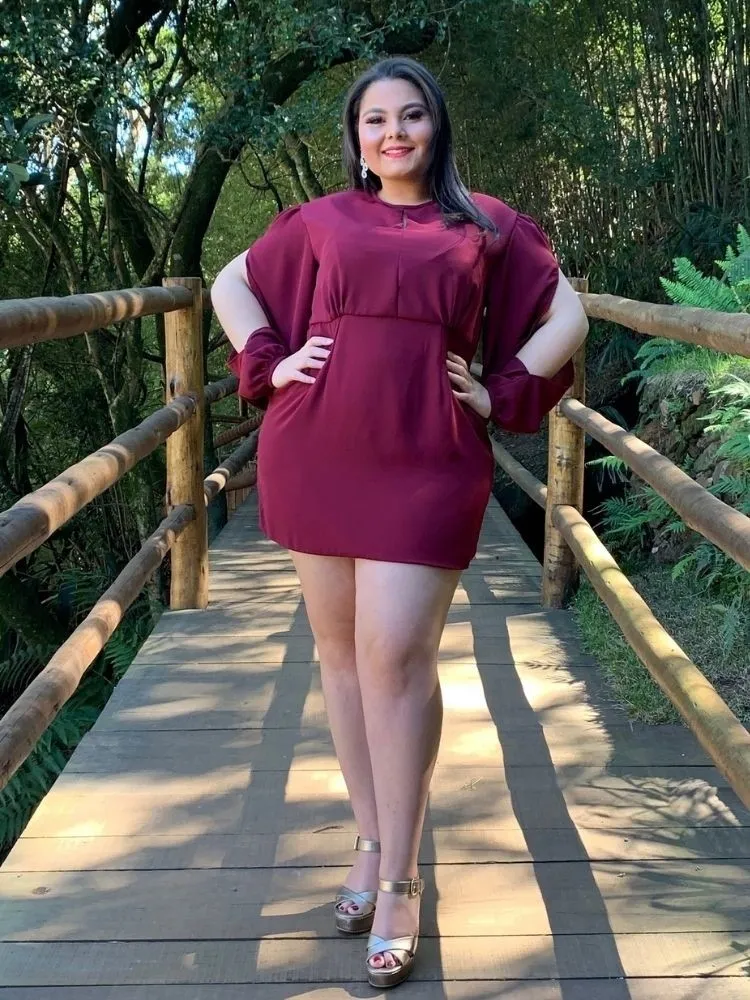 Vestido Curto Renata Marsala