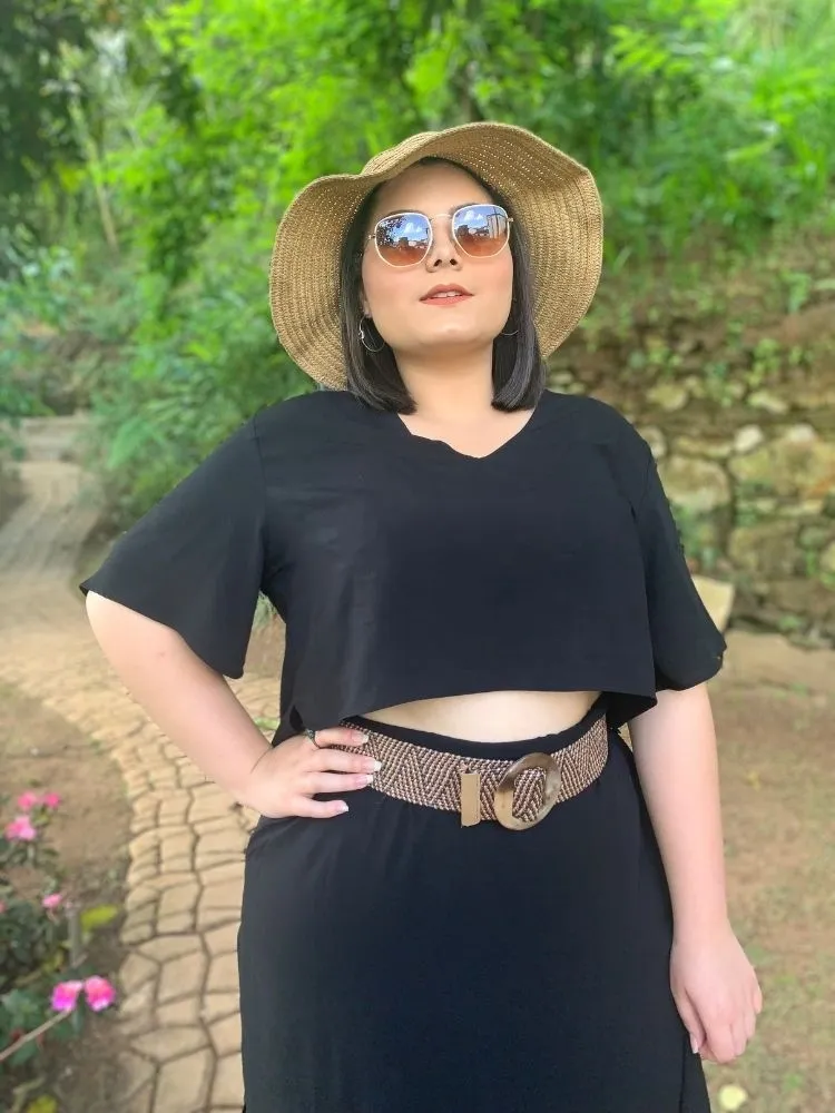 Conjunto Cropped Soltinho + Saia Longa com Fendas Laterais