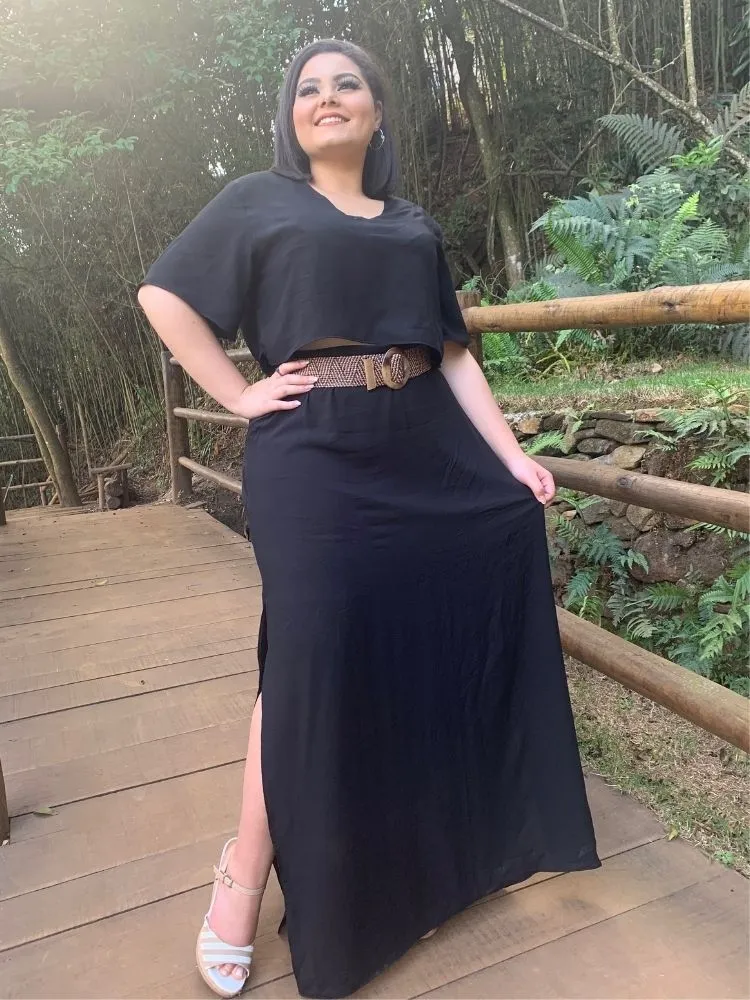 Conjunto Cropped Soltinho + Saia Longa com Fendas Laterais