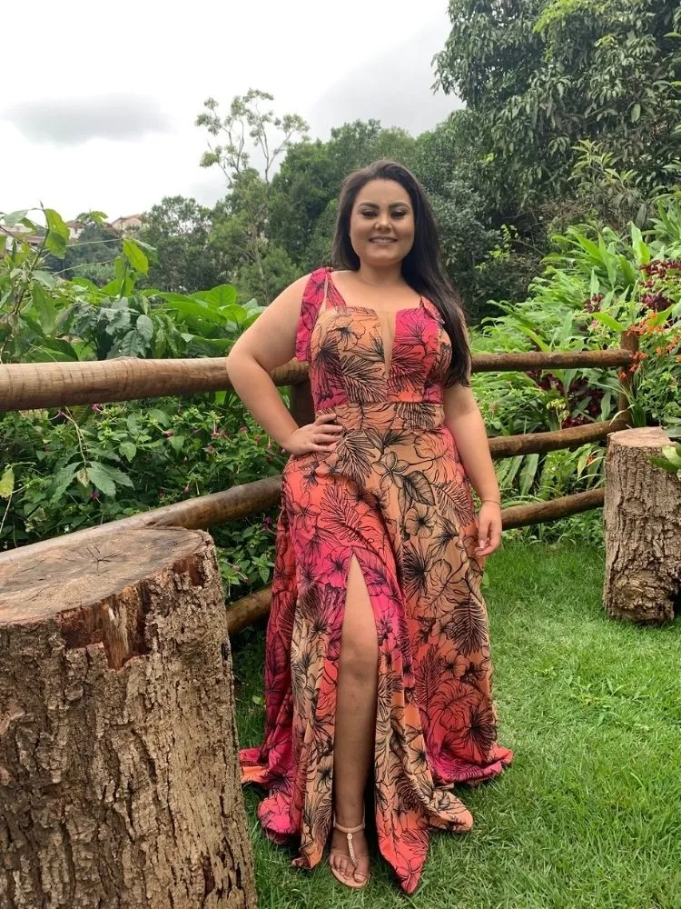 Vestido Madrinha de Casamento Estampado com decote Ana Julia 