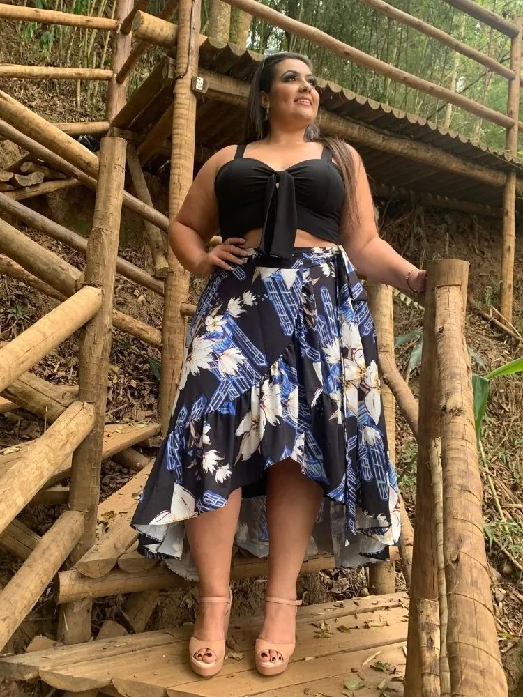 Conjunto Cropped Preto + Saia Envelope