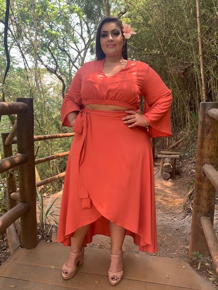 Conjunto Cropped com Manga + Saia Mullet Coral