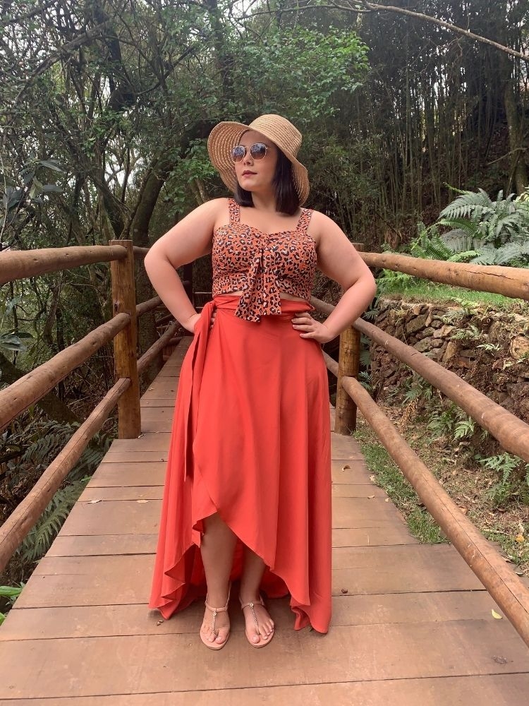 Conjunto Cropped Animal Print + Saia Envelope Redonda