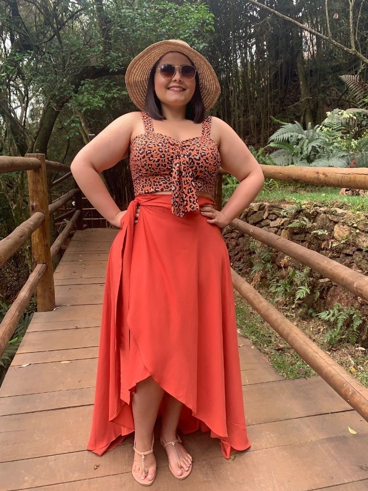 Conjunto Cropped Animal Print + Saia Envelope Redonda