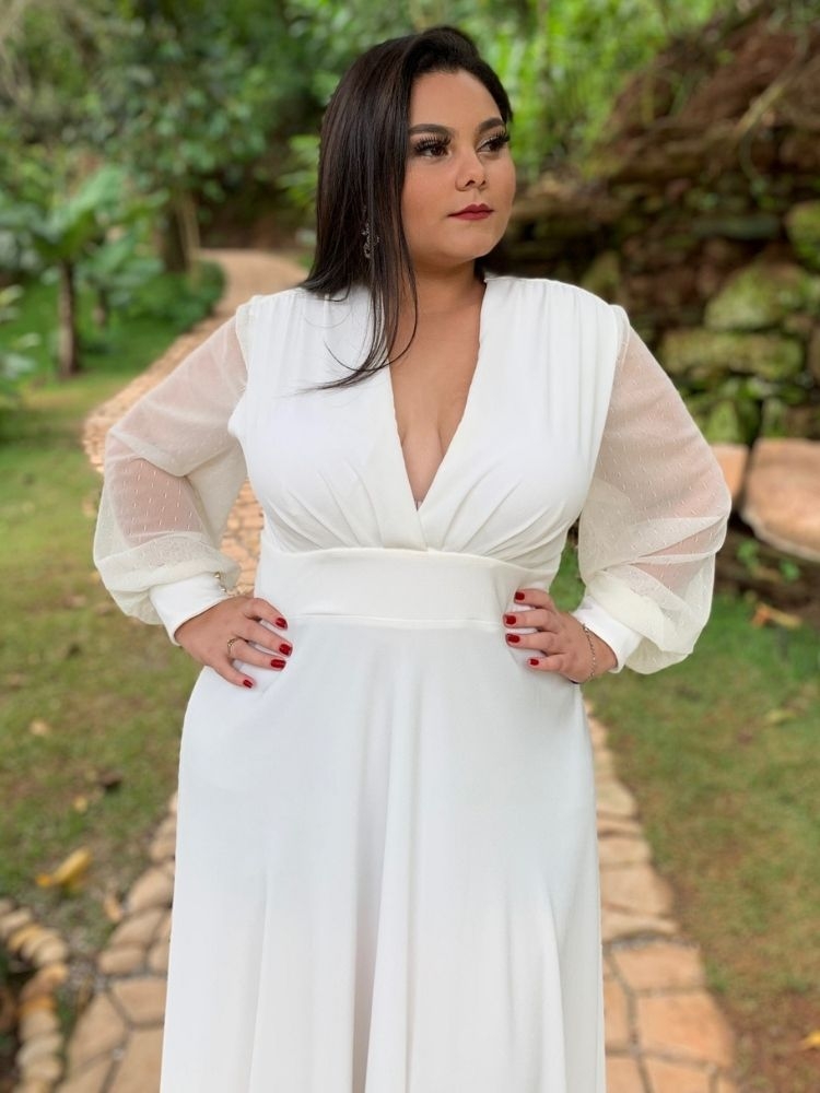 Vestido de Noiva Branco off Caroline 10 dias de Confecção