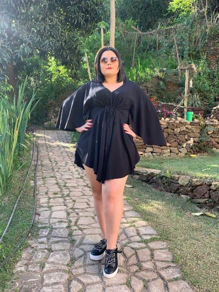 Vestido Curto Kimono Kamila Preto
