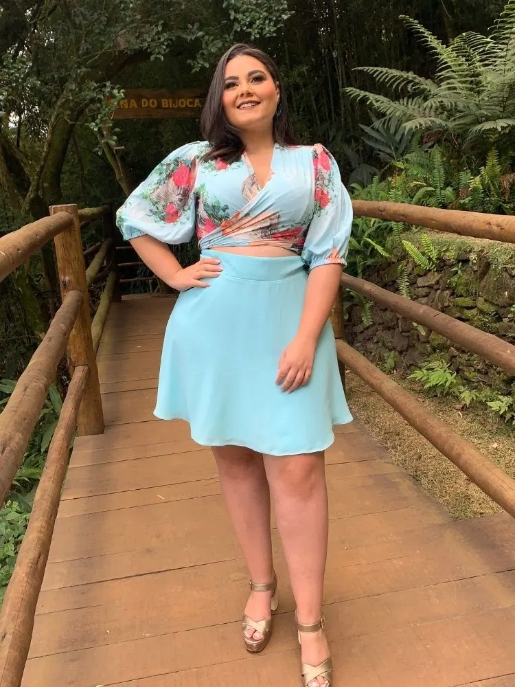 Conjunto Cropped Dos Anjos e Saia Curta Azul Tiffany
