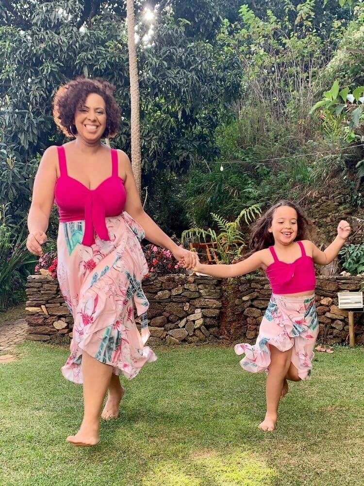 Cropped e Saia Envelope Tal Mãe, Tal Filha Rosa Pink