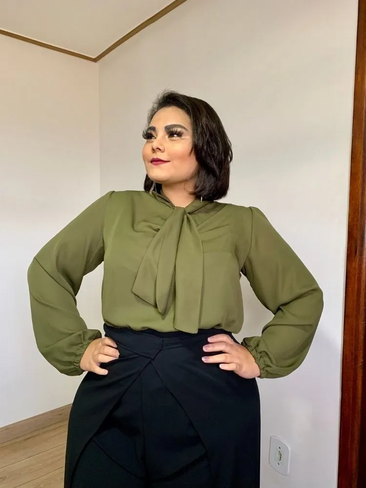 Blusa Gola Laço TNM Collection Verde Militar