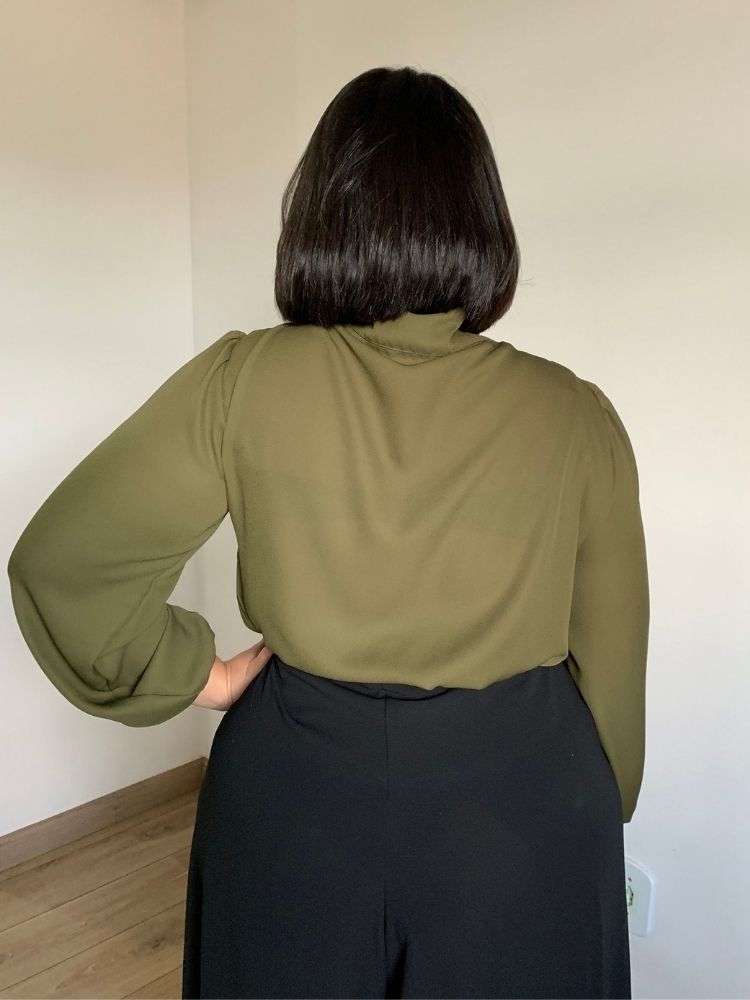 Blusa Gola Laço TNM Collection Verde Militar