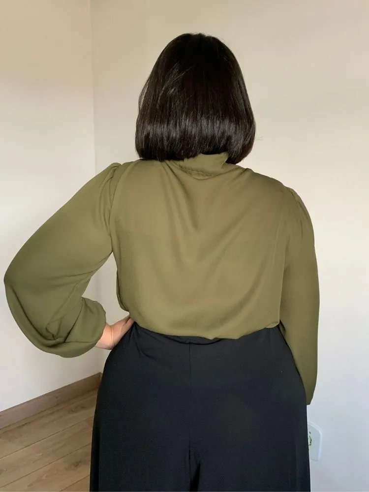 Blusa Gola Laço TNM Collection Verde Militar