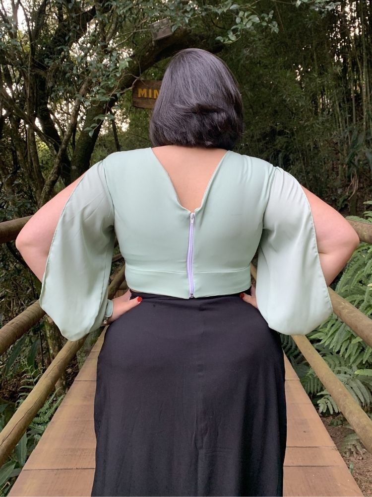 Cropped Manga Longa Solange Verde Menta