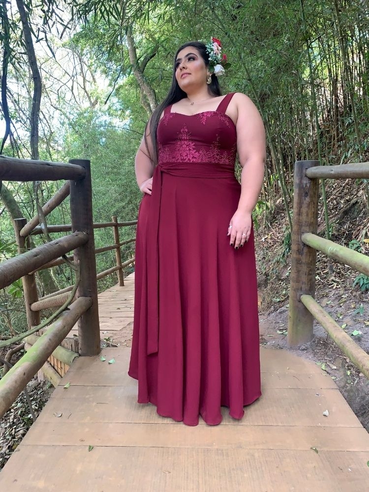 Vestido Simples Madri Marsala