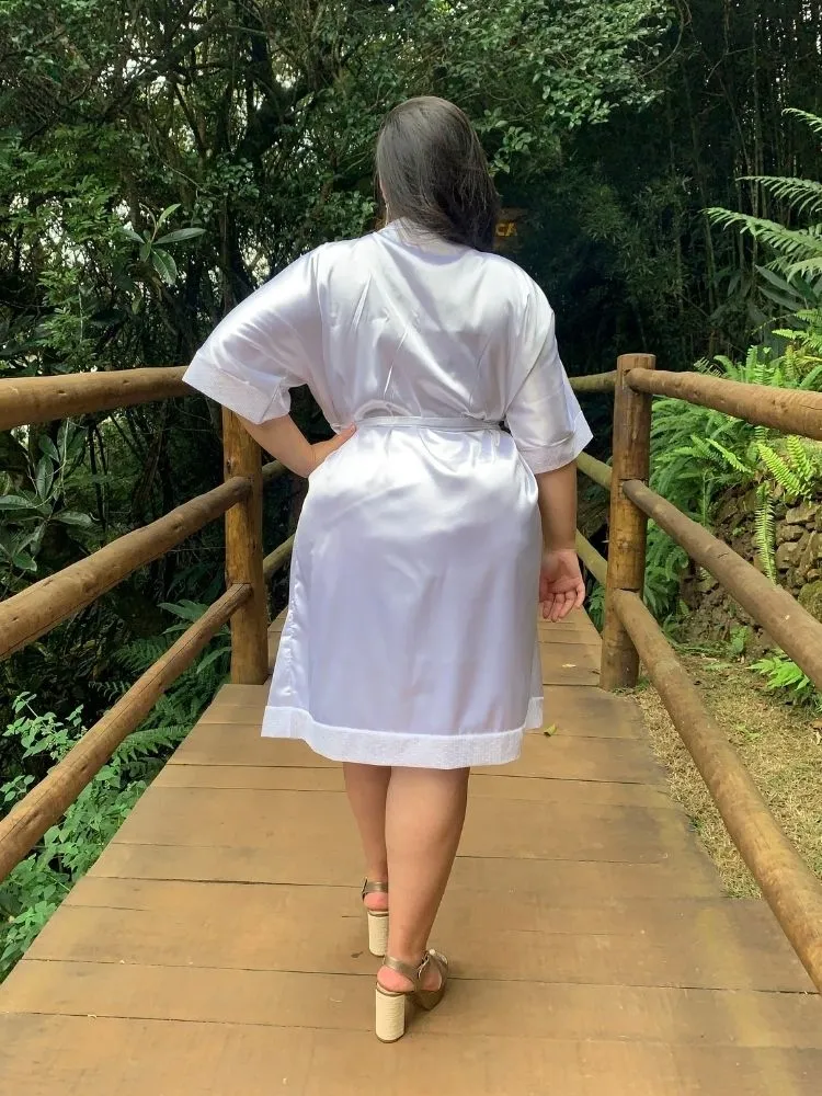 Robe De Cetim Modelo Patrícia Branco