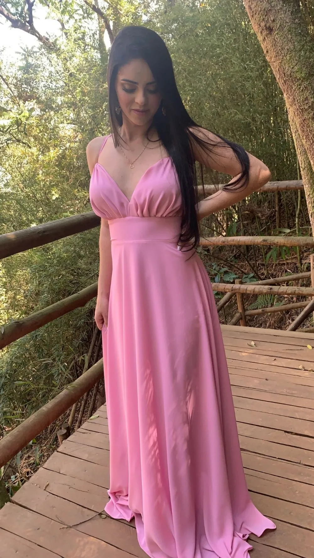Vestido Longo Madrinha de Casamento Mariane Rosa Chiclete