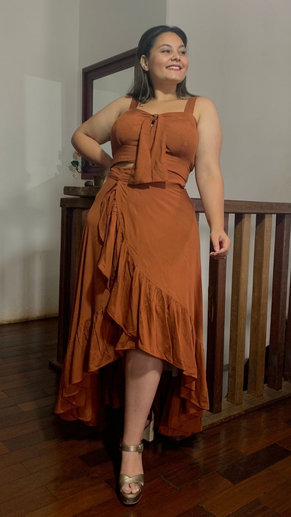 Conjunto Cropped Terracota e Saia Envelope