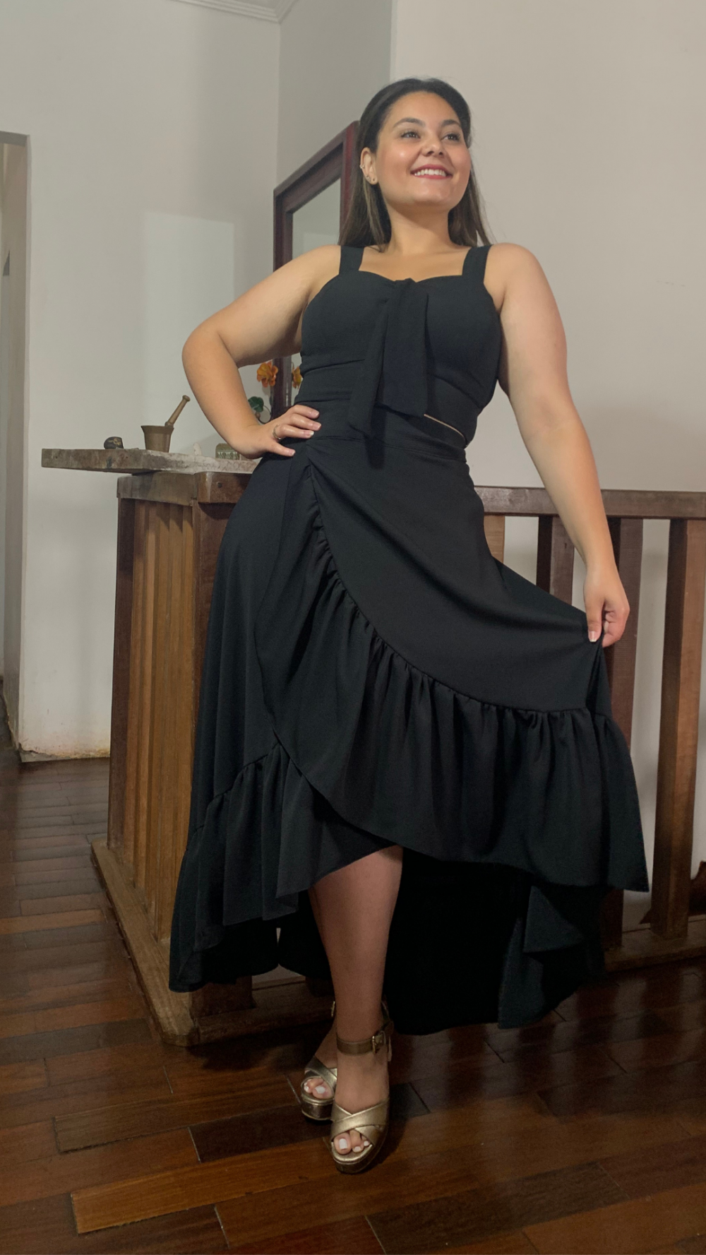 Conjunto Cropped Preto e Saia Envelope