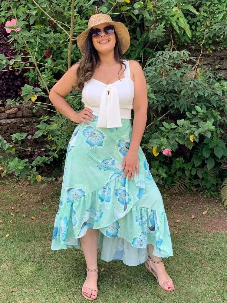 Conjunto Cropped Branco e Saia Envelope Floral