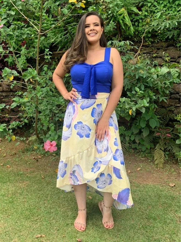 Conjunto Cropped Azul Royal e Saia Envelope Floral