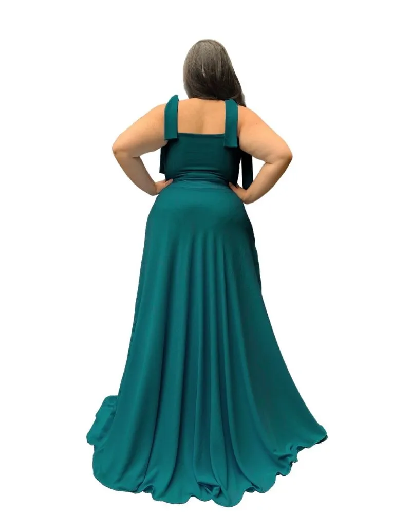 Vestido Madrinha de Casamento Verde Esmeralda com decote Ana Julia 